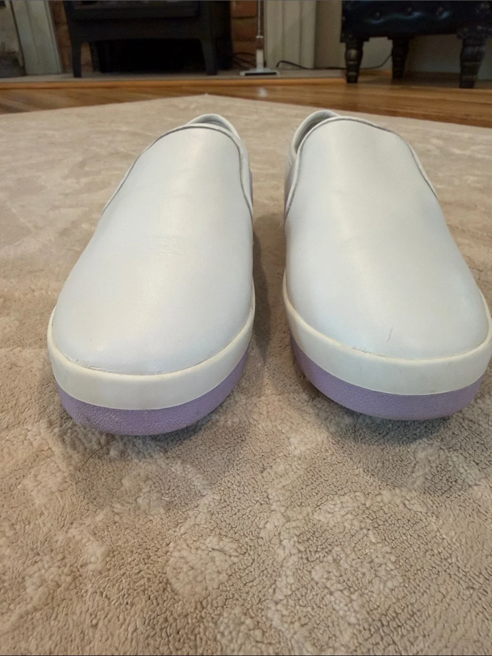 Kate Spade New York Sandy Leather Slip-On Sneakers. Size 8